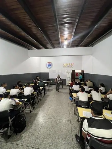 Charla de VIH · Universidad UNES — foto 3