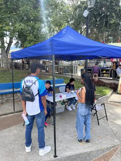 Despistaje de VIH · Plaza Las Heroínas — foto 1